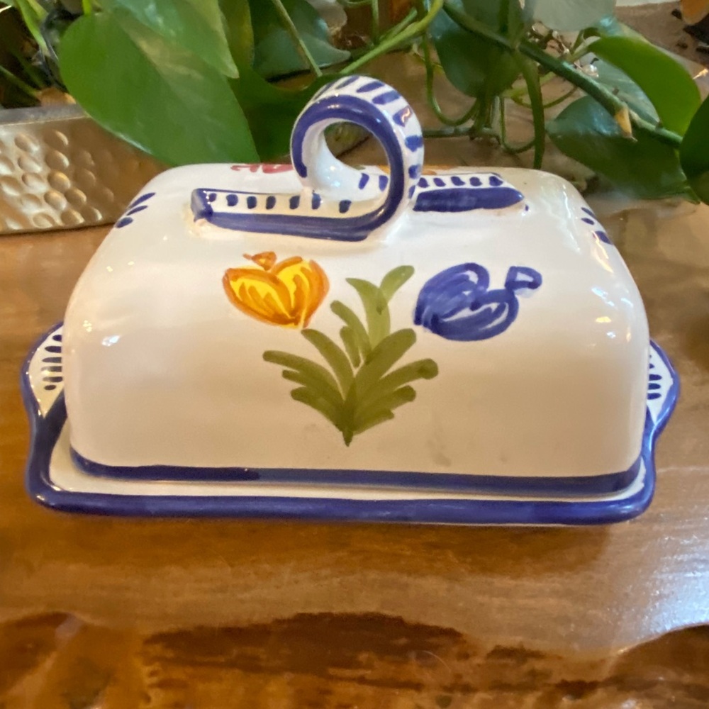 Italian Hand painted Ceramic Butter Dish Le Bouquet Strata Group Made In Italy